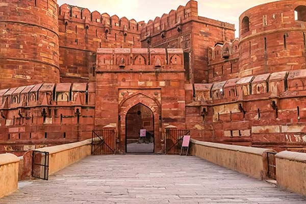 3 Days Agra Mathura Tour Package